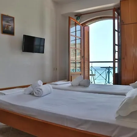 Palataki Neo Oitylo Apartment *