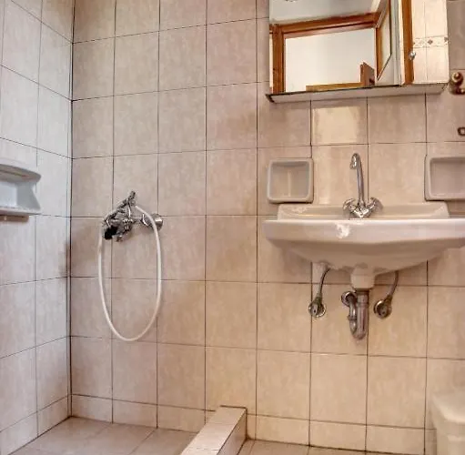 Palataki Neo Oitylo Néon Oítilon